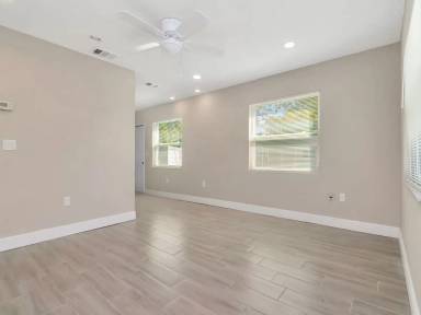 Main picture of 1205 62nd Ave E