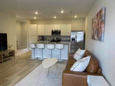 Main picture of 2887 Ridge Crest Ct
