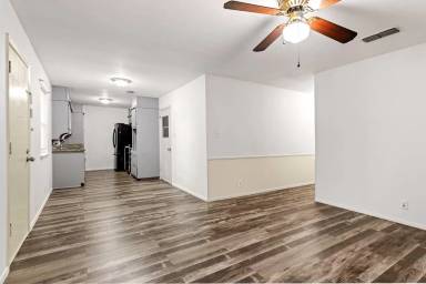 Main picture of 6620 Vega Dr