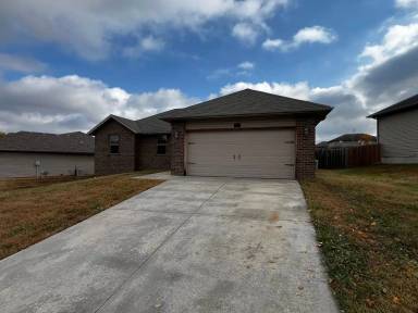 Main picture of 4404 N Katrina Ave