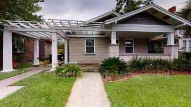 Main picture of 930 Cordova Pl