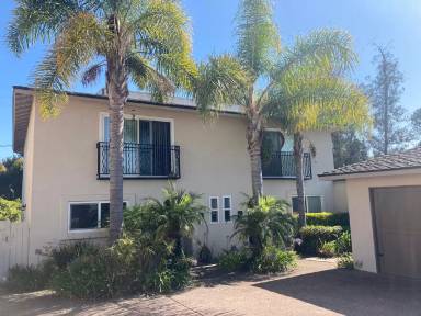 Main picture of 3745 Portofino Way