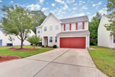 Main picture of 912 Foxboro Dr