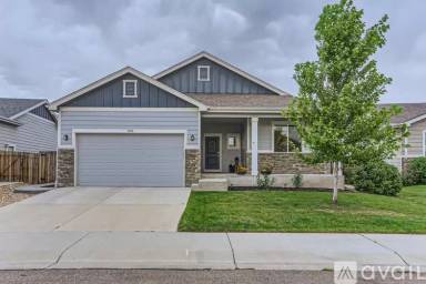 Main picture of 1002 Settlers Dr