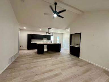 Main picture of 4709 47th St