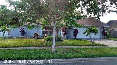 Main picture of 6535 Waterford Cir