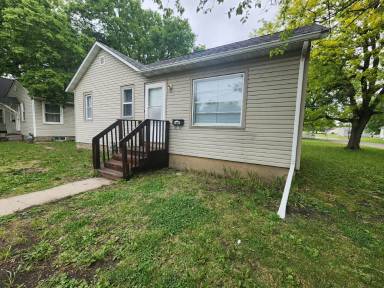 Main picture of 151 French St