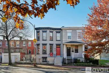 Main picture of 1313 Florida Ave NE