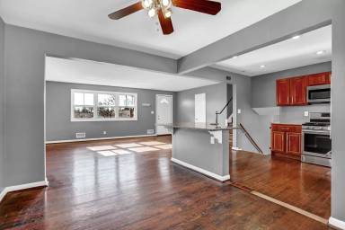 Main picture of 8408 Macauley Ct