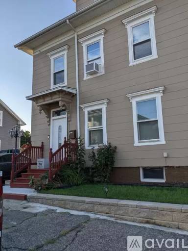 Main picture of 42 Abbott St