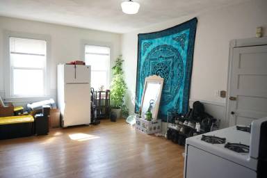 Main picture of 3 Spruce St