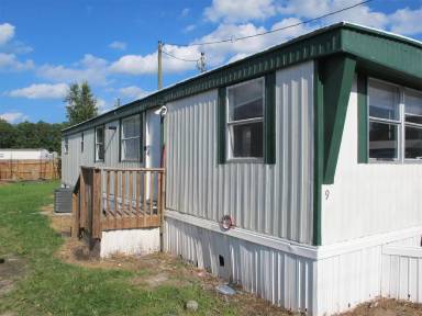 Main picture of 2076 N Main St