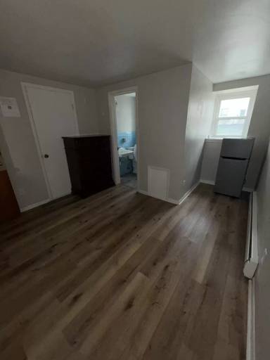 Main picture of 2525 Peach St