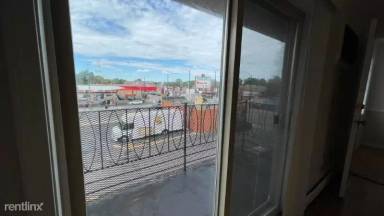 Main picture of 2747 W 59th St