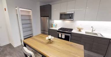 Main picture of 440 N Wells St