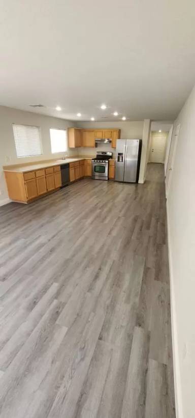 Main picture of 183 White Butte St