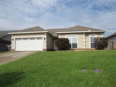 Main picture of 101 Avalon Ln