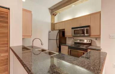 Main picture of 1318 W Broad St