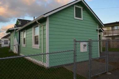 Main picture of 135 W Grant St