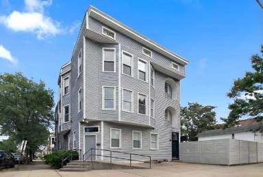 Main picture of 923 Elm St