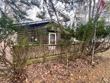 Main picture of 160 Greenwood Rd