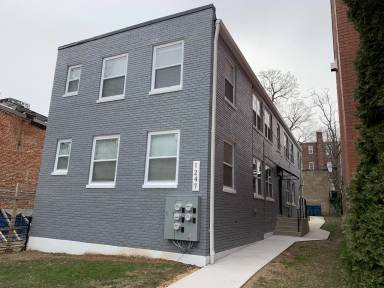 Main picture of 1247 F St NE