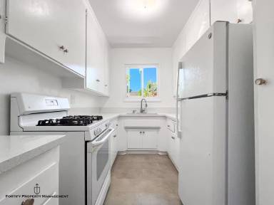 Main picture of 361 S Elm Dr