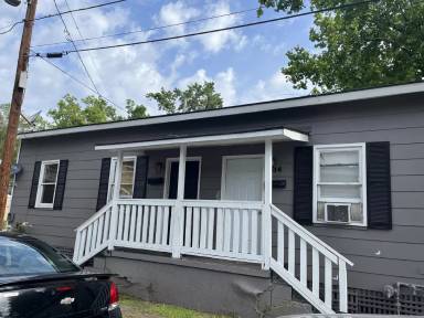 Main picture of 812 W 38th St