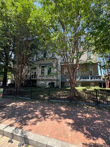 Main picture of 1700 13th St NW