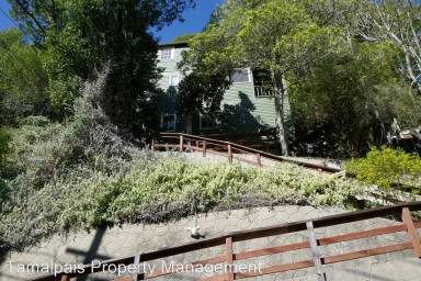 Main picture of 370 N Ferndale Ave