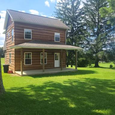 Main picture of 150 W Ridge Ln