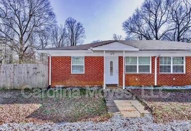 Main picture of 304 Churchill Cir