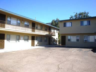 Main picture of 1004 W Palm St
