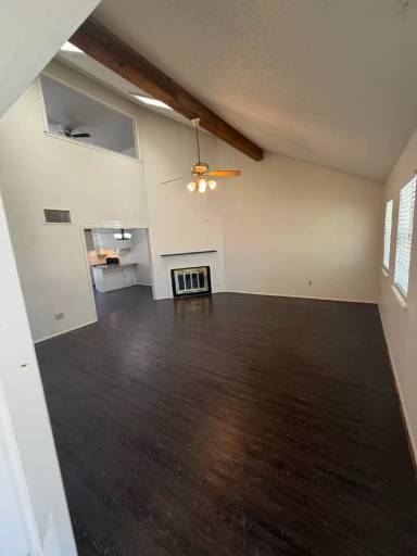 Main picture of 5733 Wabash St