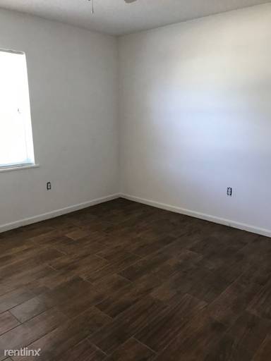 Main picture of 6140 Raleigh St