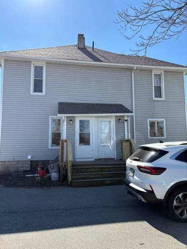 Main picture of 576 E Church St