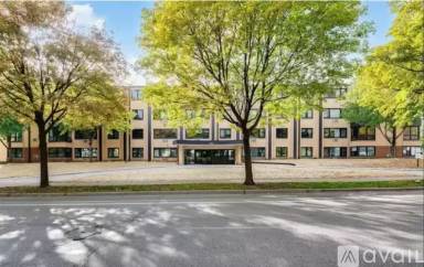 Main picture of 2500 Blaisdell Ave