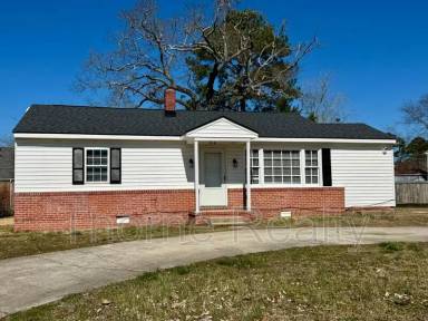 Main picture of 210 Thrash St