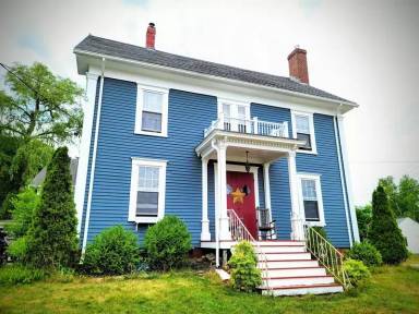 Main picture of 39 Goodwin St