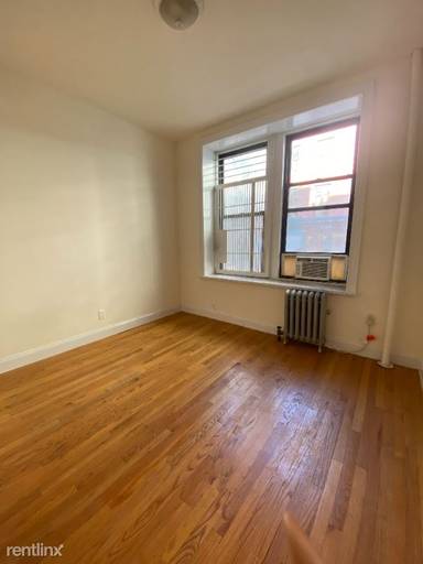 Main picture of 264 West 19 St