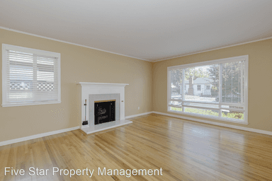 Main picture of 1302 Aberdeen Dr