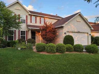 Main picture of 794 Meadowridge Dr