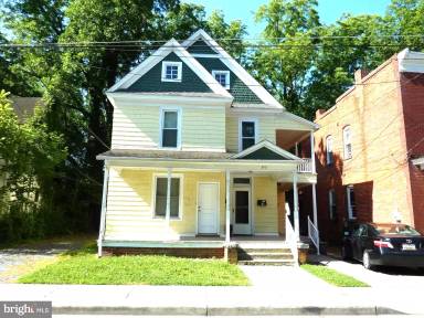 Main picture of 312 Maryland Ave