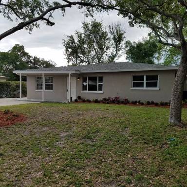 Main picture of 6004 Frond Way