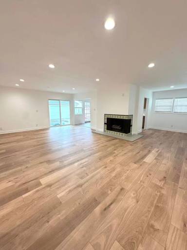 Main picture of 2341 Heather Ave
