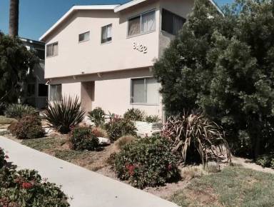 Main picture of 8422 Amigo Ave