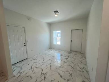Main picture of 3015 50th St SW