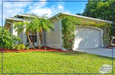 Main picture of 3555 Poinsettia Ave