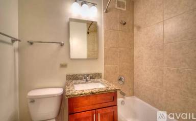 Main picture of 1365 N Astor St