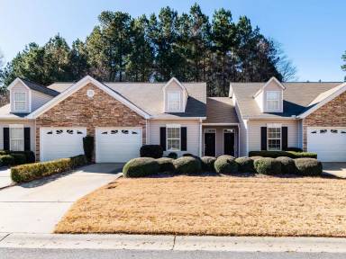 Main picture of 280 Derby Ct